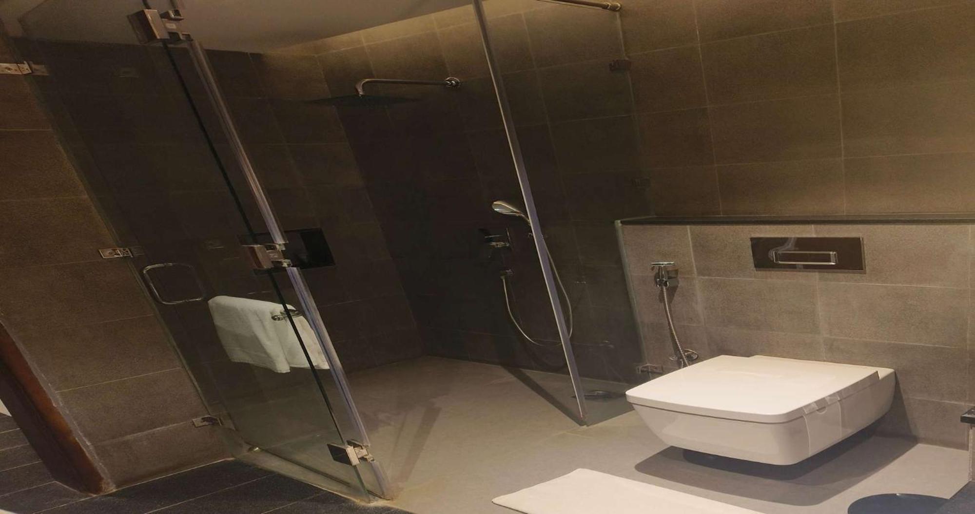 היידראבד The Golkonda Resort And Spa מראה חיצוני תמונה